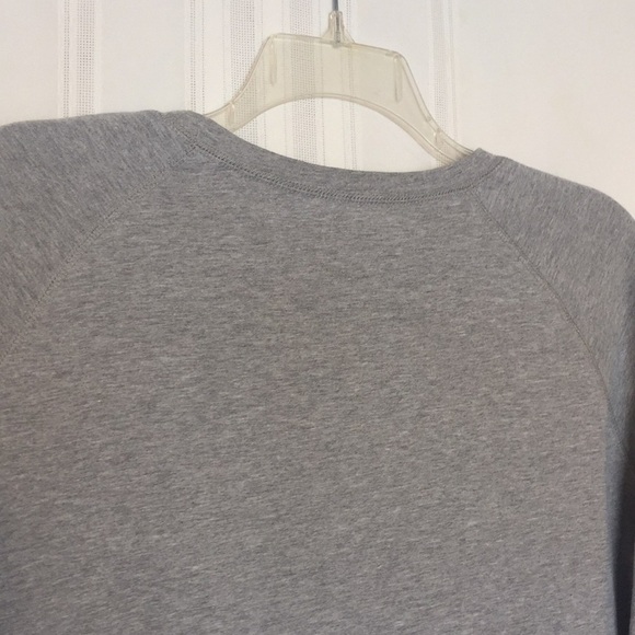 Gray Women's Top with Sparkle Accents Used 1X - Picture 5 of 14
